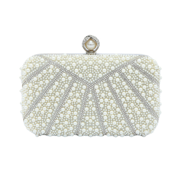 Geantă clutch din perle pentru femei – elegantă, minimalistă pentru ocazii de seară