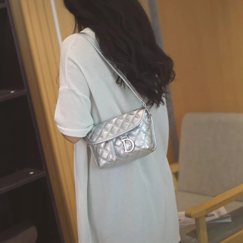 Geantă Chanel-inspired, quiltată, cu lanț, pentru femei, mică, crossbody elegantă pentru telefon