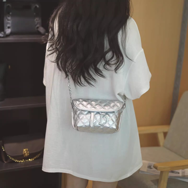 Geantă Chanel-inspired, quiltată, cu lanț, pentru femei, mică, crossbody elegantă pentru telefon