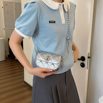 Geantă mică pătrată, model quilt diamantat, curea lanț, stil minimalist, aspect premium, pentru purtare pe umăr, mic portofel
