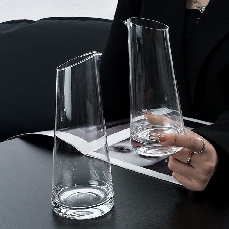 Decantator de vin cu capacitate mare pentru utilizare casnică, sticlă fără plumb, 1 L