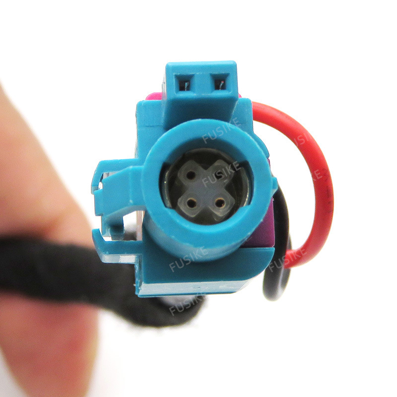 Cablu HSD LVDS pentru automobile cu conector feminin HSD4P și ansamblu de cabluri HSD4P+2 pentru ecranul central al mașinii