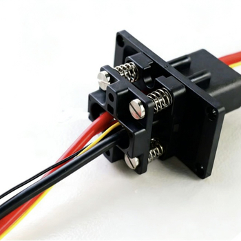 Conector final de încărcare AGV pentru vehicule automate, conector de docking la stația de încărcare, rezistent la șocuri și anti-deconectare