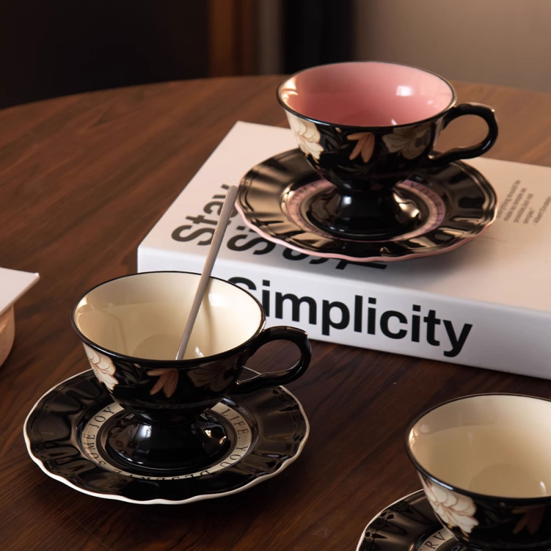 Set de cești de cafea din ceramică, lux ușor, cu cești înalte și farfurioare, stil retro, cutie cadou pentru ceaiul de după-amiază