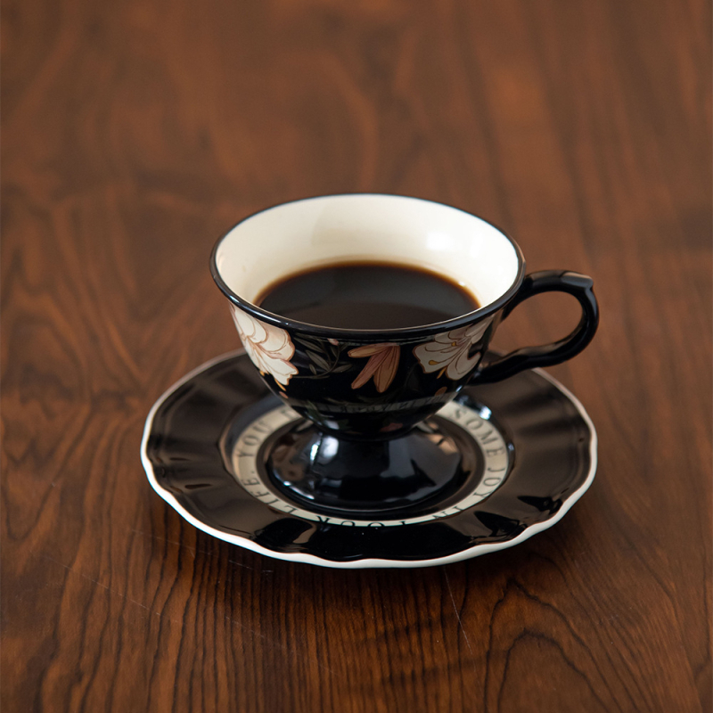 Set de cești de cafea din ceramică, lux ușor, cu cești înalte și farfurioare, stil retro, cutie cadou pentru ceaiul de după-amiază