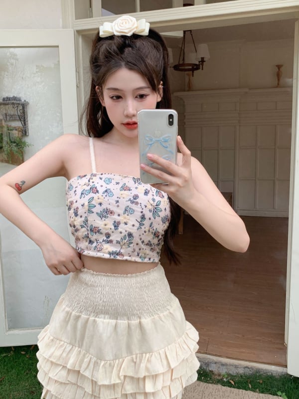 Top mini floral în stil franțuzesc, cu burete pentru bust, fără bretele, spate frumos