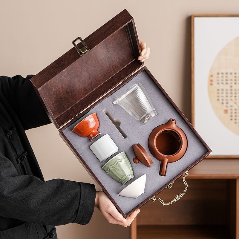 Set de ceai din porțelan cu cești și cutie cadou, veselă în stil chinezesc, parțial realizat manual, decor cu glazură supraglazurată