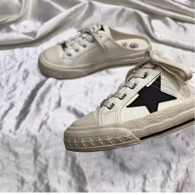 Pantofi femei din piele naturală, slip-on cu model stea, vârf rotund, primăvara 2026