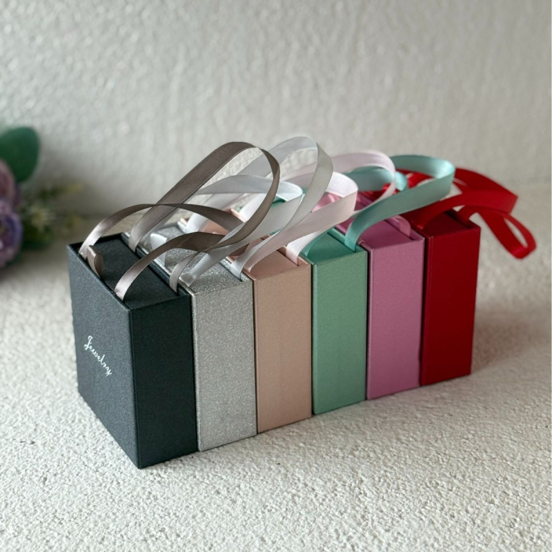 Cutie de ambalare bijuterii cu sertar portabil, în șase culori, stil minimalist, pentru coliere și accesorii mici