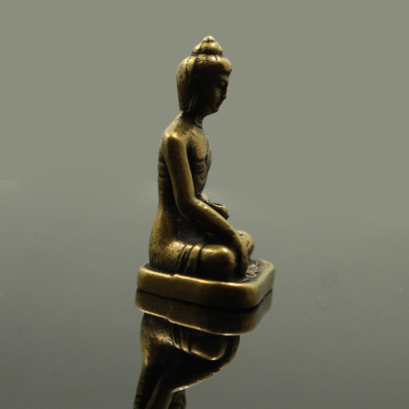Statuetă Buddha antic din alamă pentru decor de birou – figură de divinitate, obiect de colecție