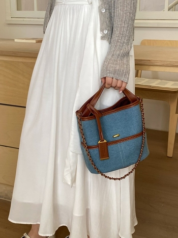 Geantă din denim pentru femei, bucket cu curea – crossbody, potrivită pentru utilizare zilnică, modă primăvara 2026