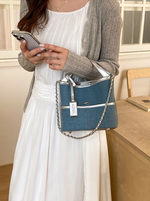 Geantă din denim pentru femei, bucket cu curea – crossbody, potrivită pentru utilizare zilnică, modă primăvara 2026