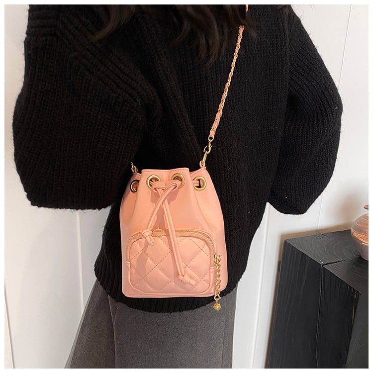 Geantă bucket cu lanț pentru femei – PU, închidere cu șnur, curea crossbody, organizator zilnic pentru telefon și cosmetice
