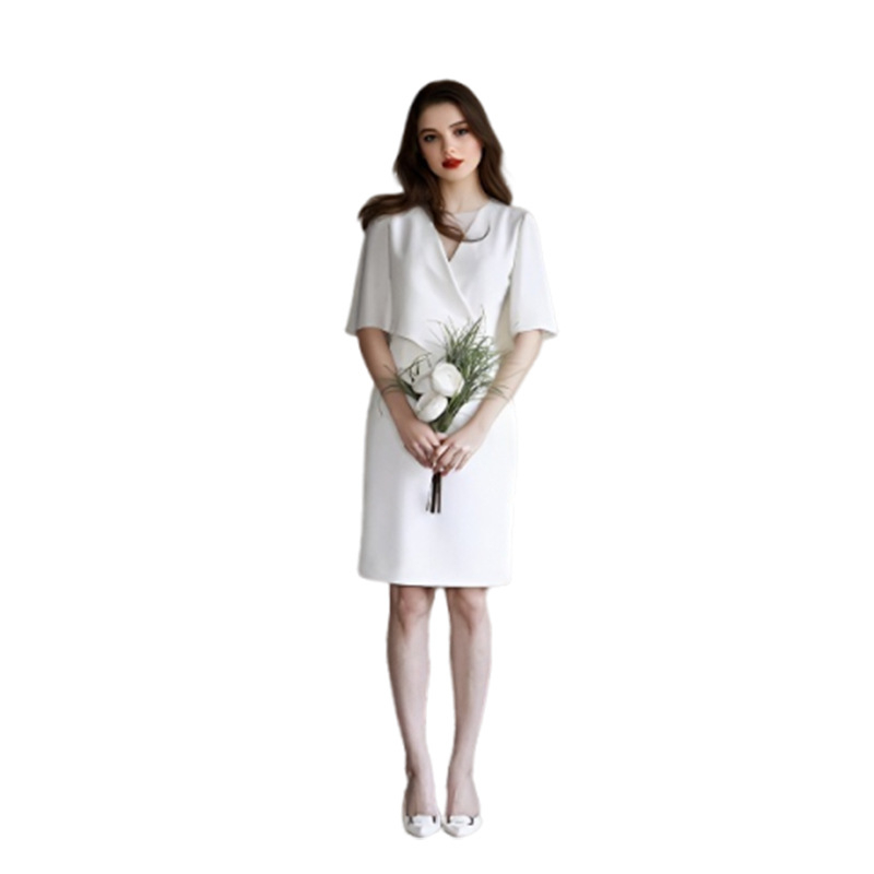 Rochie de mireasă vintage minimalistă din chiffon, decolteu în V adânc, rochie albă ușoară pentru ședințe foto în aer liber și cununie civilă