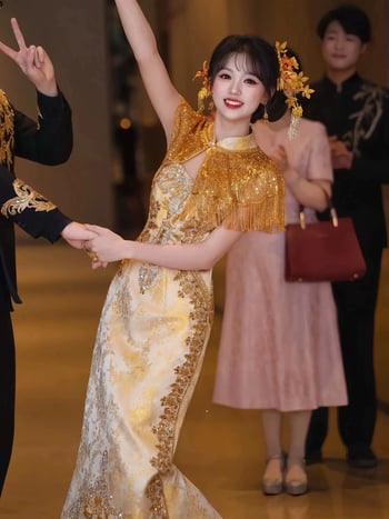 Rochie de tip qipao premium pentru toasturi, model nou 2026, ciucuri aurii, rochie de mireasă pentru nuntă, ținută de logodnă în stil chinezesc