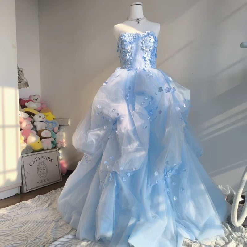 Rochie de mireasă albastră, fără bretele, lux de înaltă clasă, stil prințesă, fustă lungă plisată