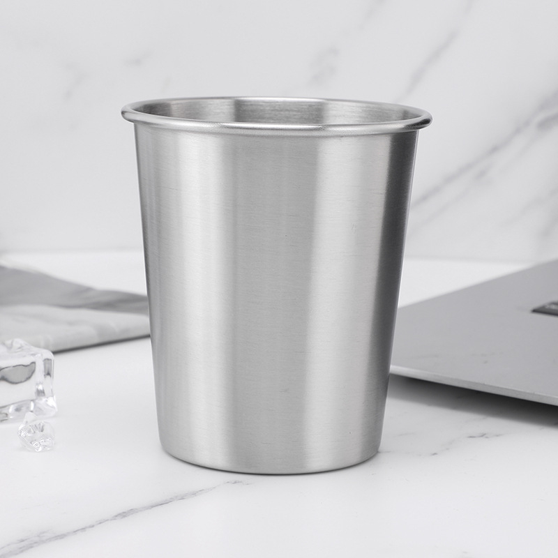 Pahar din oțel inoxidabil 304, margine ondulată, pereți uni, deschidere în partea superioară, pentru băuturi reci, cafea și bere, portabil