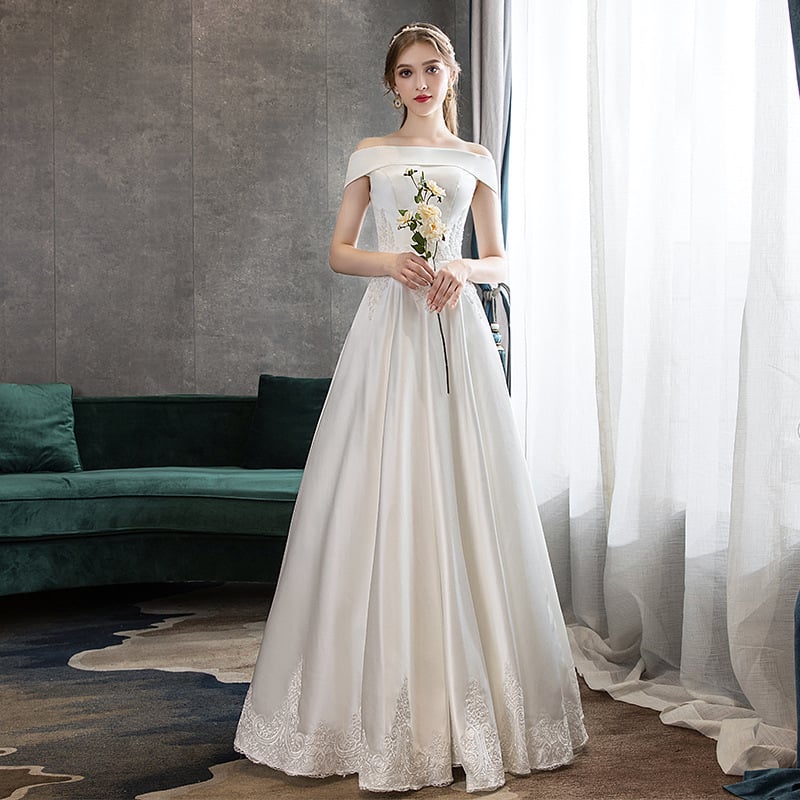 Rochie de mireasă cu un umăr, din satin, albă, simplă, lungă, croială A-line, pentru siluete mici