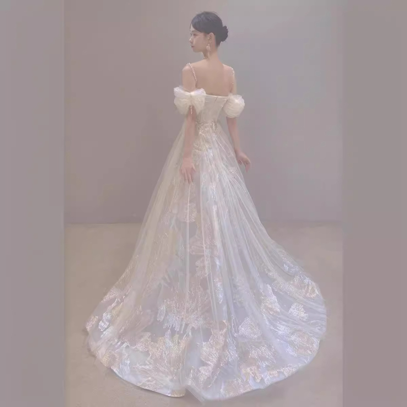Rochie de seară fără bretele inspirată de zâne, pentru logodnă și nuntă; croială elegantă, lungă