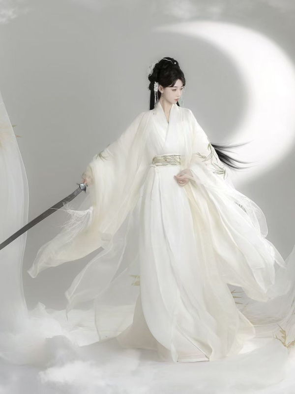 Halat lung cu guler încrucișat, broderie bogată, mâneci largi, eteric și elegant, inspirat din dinastia Jin