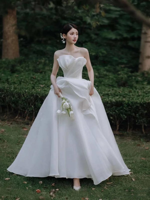 Rochie de mireasă fără bretele din satin, 2026 stil nou, elegantă rochie albă lungă cu talie înaltă pentru nuntă și ședințe foto