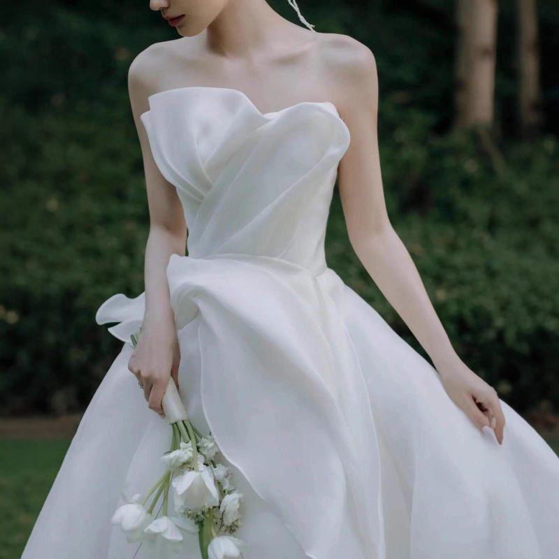 Rochie de mireasă fără bretele din satin, 2026 stil nou, elegantă rochie albă lungă cu talie înaltă pentru nuntă și ședințe foto