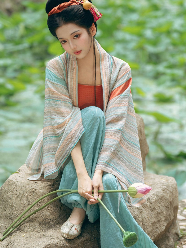 Hanfu feminin în stil Jin, model nou 2026, top Jin restaurat și pantaloni lantern, purtare zilnică, primăvară-vară
