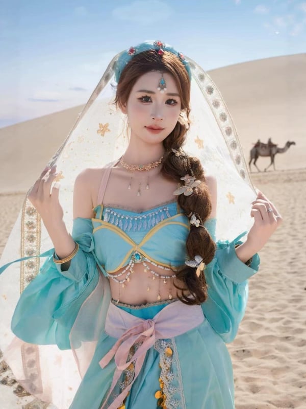 Hanfu pentru femei — nou stil, stil exotic Dunhuang, zeița Regiunii de Vest, elemente Han, costum antic îmbunătățit, set Hanfu cu machiaj inspirat de prințesă