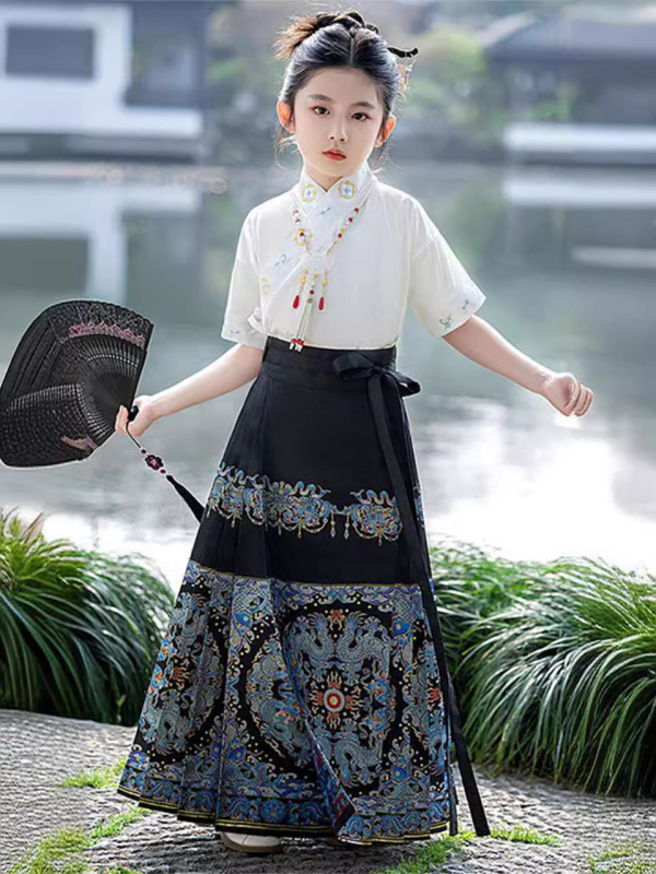 Hanfu pentru fete, stil Ming: Horse-face Skirt, purtare zilnică, inspirație chineză