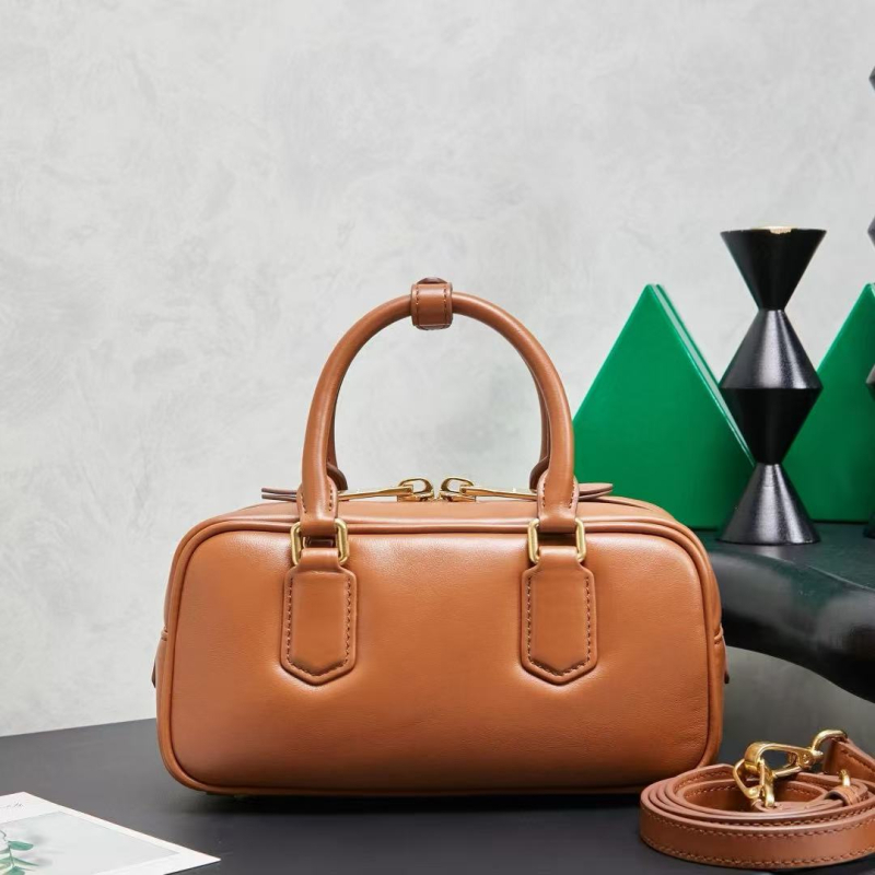 Geantă de damă din piele naturală, mică geantă pătrată în formă de pernă, cu fermoar, curea crossbody/umar