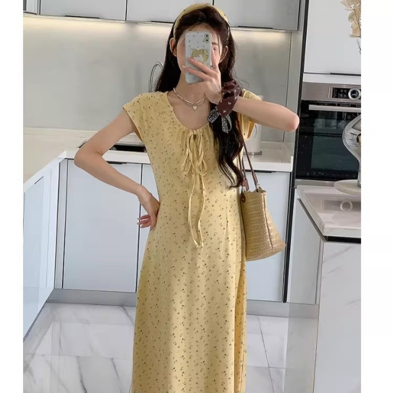 Rochie de vară pentru femei însărcinate, decolteu în V, mâneci trei sferturi, imprimeu floral, lungă, croială A-line, poliester, lansare 2026, senzație premium