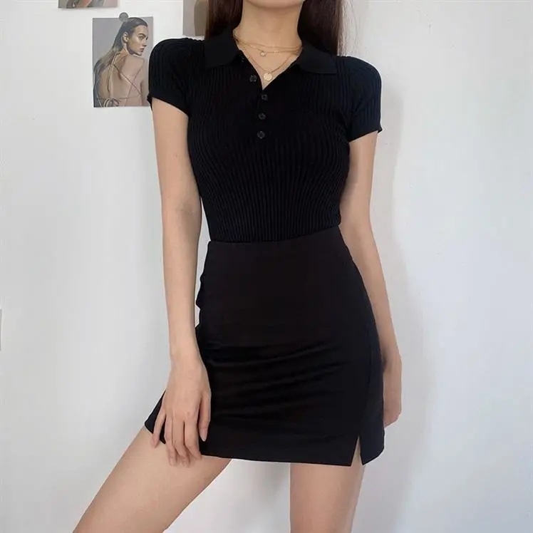 Fustă neagră în A-line, scurtă, talie înaltă, pentru toamnă, casual, cu slit