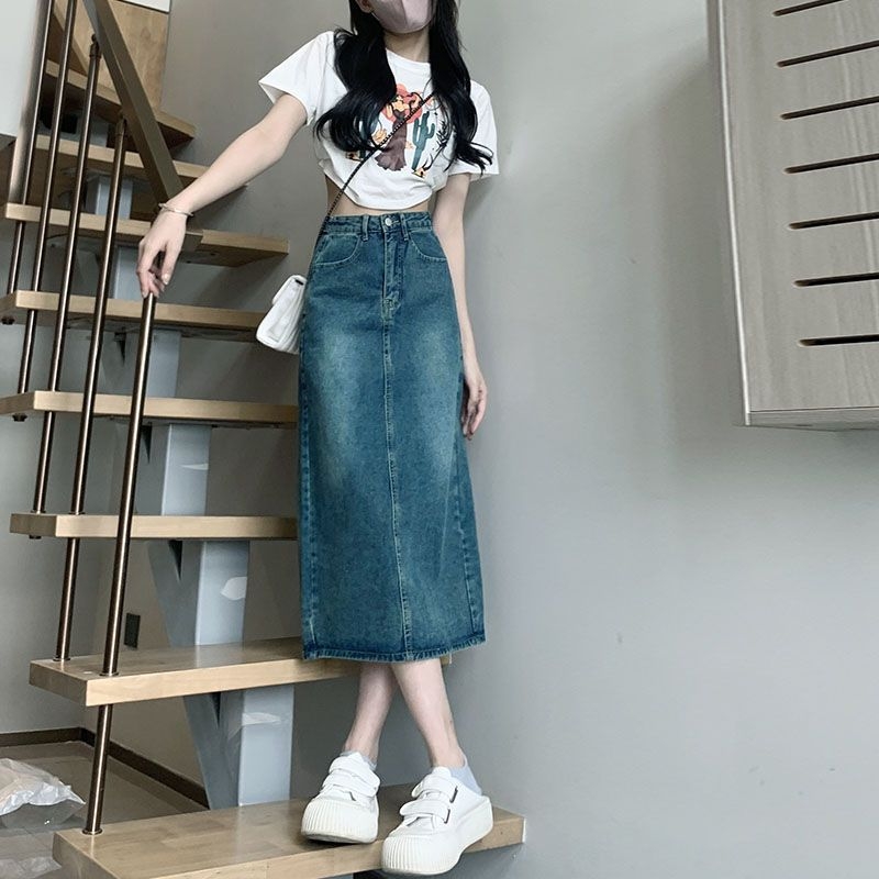 Fustă denim A-line, talie înaltă, croială slim, stil retro office, vară 2025