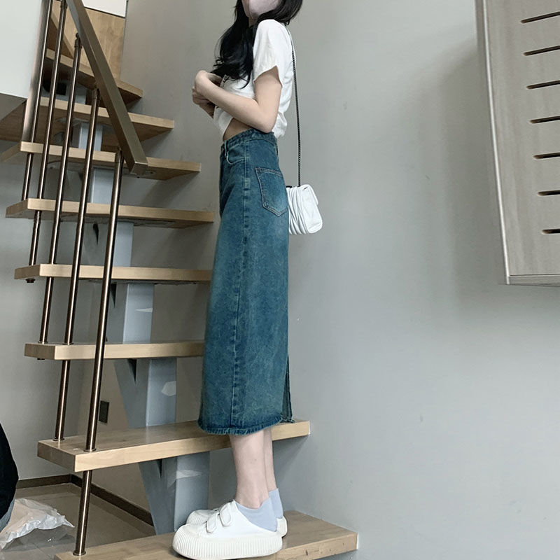 Fustă denim A-line, talie înaltă, croială slim, stil retro office, vară 2025