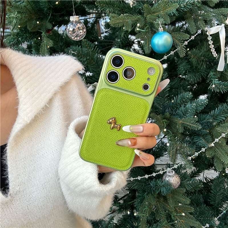 Husă roșie din piele artificială cu temă ponei pentru iPhone 17 Pro Max, protecție completă, compatibilă cu iPhone 15 și 16