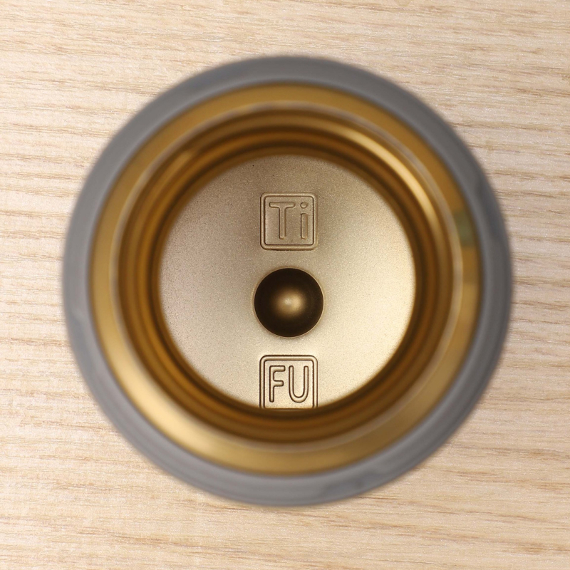 Termos cu înveliș de titan, cană portabilă pentru ceai, ceașă din aliaj de titan cu filtru, cadou corporativ.