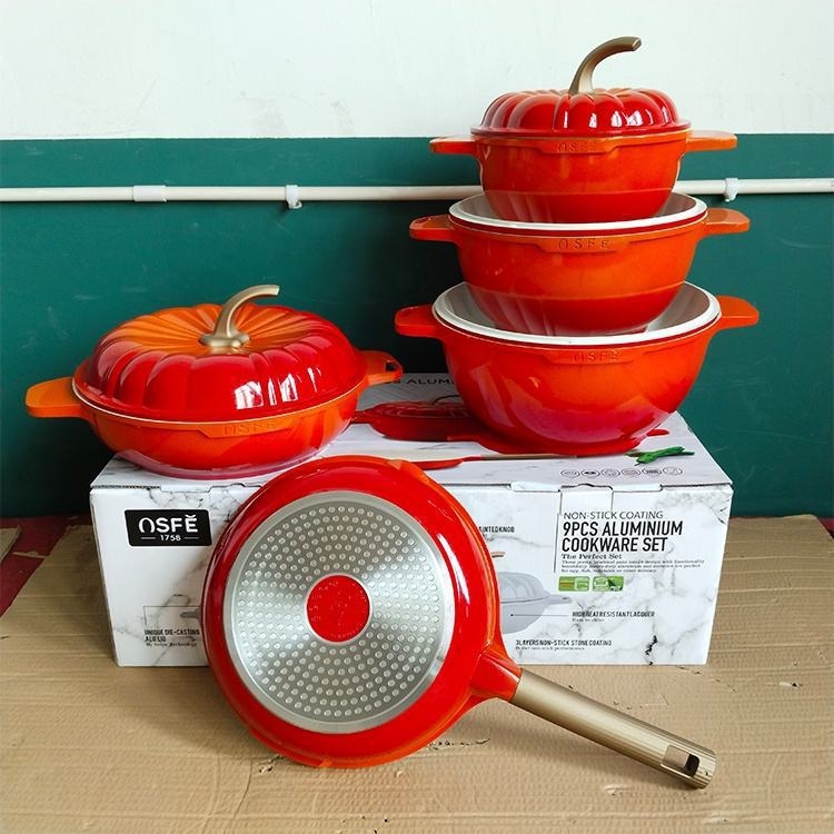 Set de 9 vase de gătit, oale turnate din aluminiu, cu strat antiaderent marmorat, în design dovleac