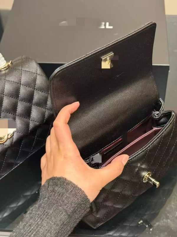 Geantă mini din piele de kavijar, cu lanț, elegantă pentru femei, design exclusivist, versatilă crossbody