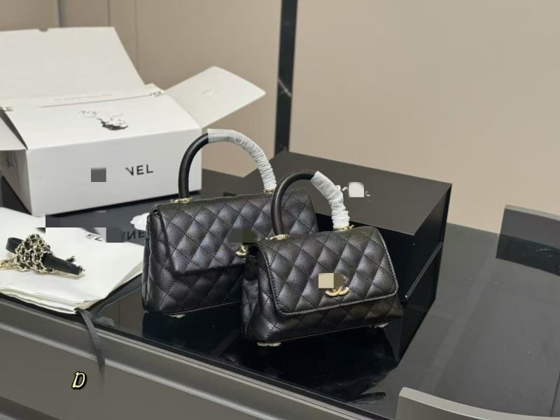 Geantă mini din piele de kavijar, cu lanț, elegantă pentru femei, design exclusivist, versatilă crossbody