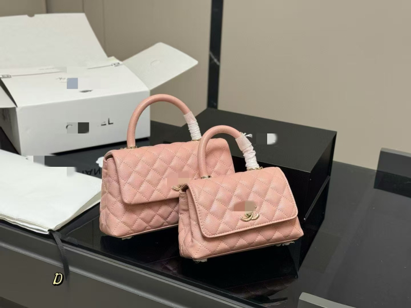Geantă mini din piele de kavijar, cu lanț, elegantă pentru femei, design exclusivist, versatilă crossbody