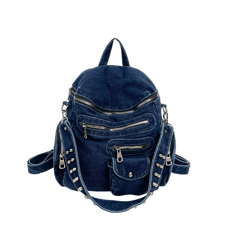 Rucsac din denim cu ținte metalice, versatil pentru studenți, capacitate 20–35 L, compatibil cu laptop de 15 inchi, curele respirabile