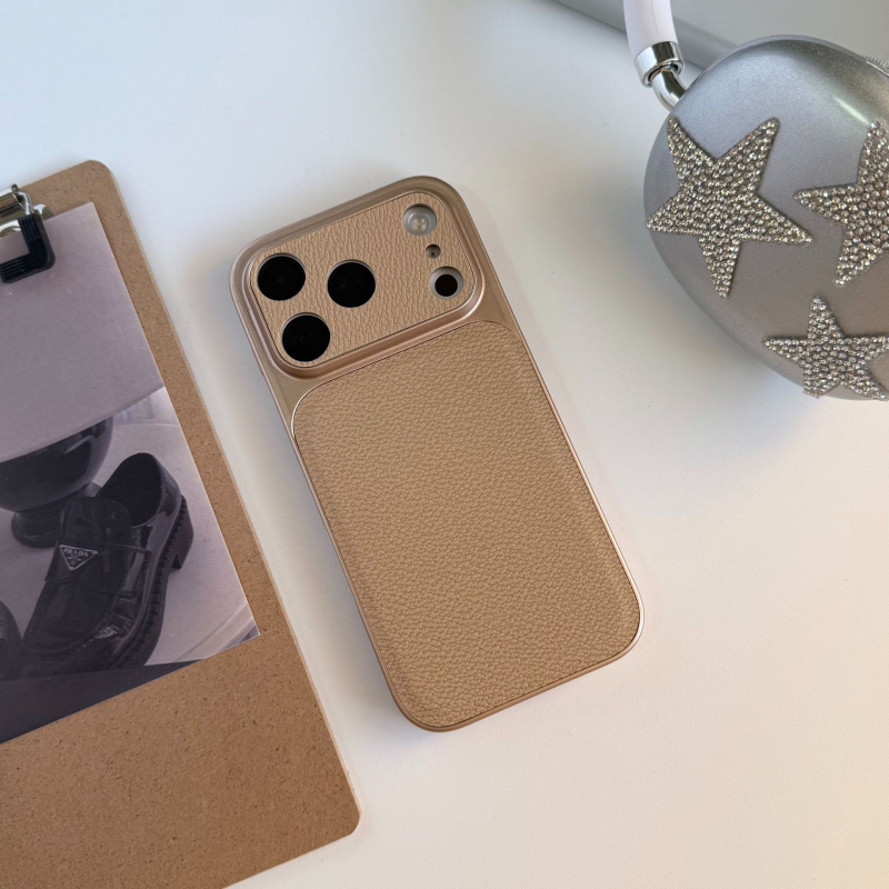 Funda pentru iPhone 15–17 Pro/Max cu textură Lychee de piele și fereastră mare, culoare solidă, finisaj mat