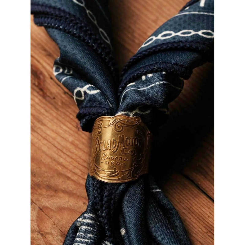 Cataramă din alamă pentru șal, pătrată, cu inel reglabil, textură vintage, accesoriu premium -X
