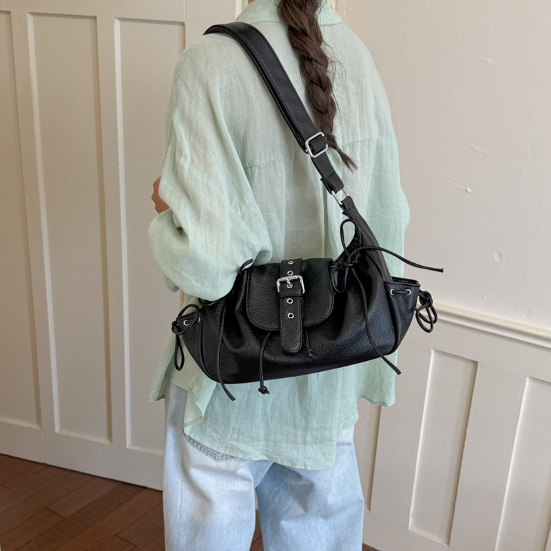 Geantă mare din piele PU, în formă de șa, pentru femei, crossbody, design urban minimalist, închidere cu fermoar