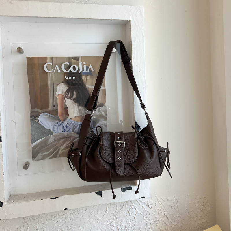 Geantă mare din piele PU, în formă de șa, pentru femei, crossbody, design urban minimalist, închidere cu fermoar