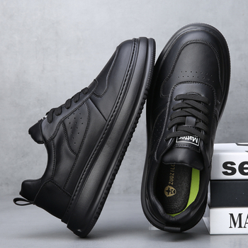 Sneakers albe din piele naturală pentru bărbați, respirabile, talpă groasă pentru înălțime, casual, toamnă 2025