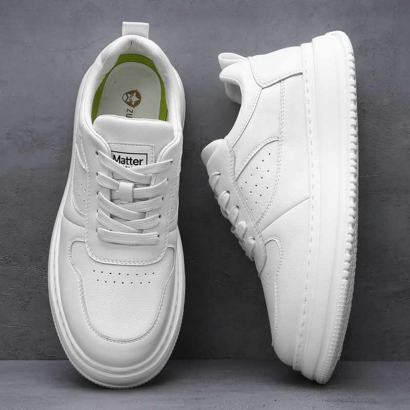 Sneakers albe din piele naturală pentru bărbați, respirabile, talpă groasă pentru înălțime, casual, toamnă 2025