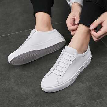 Pantofi sport albi din piele, respirabili pentru bărbați, stil coreean, talpă plată, casual