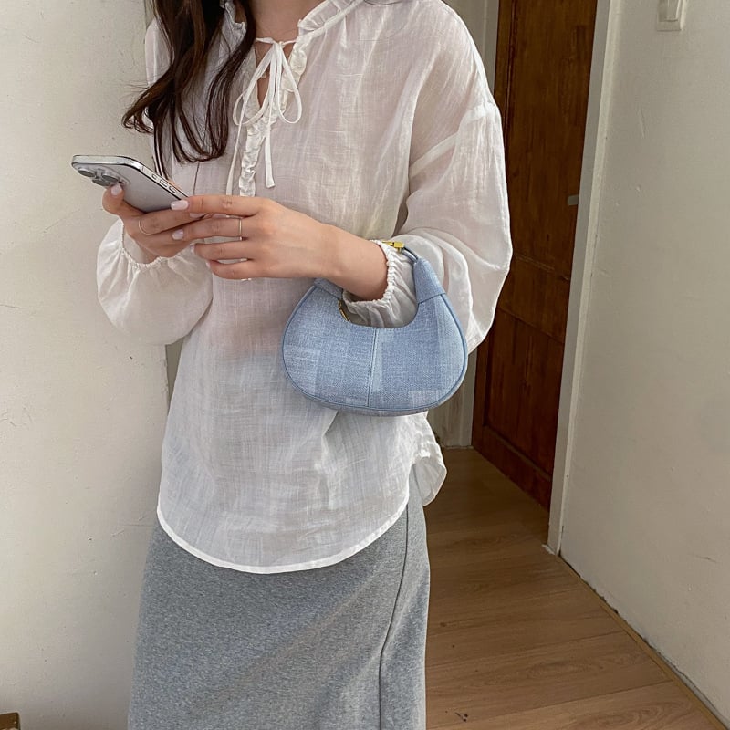 Geantă pentru femei cu formă de lună, stil coreean, vară 2026, geantă monocromă de umăr și crossbody