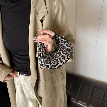 Geantă mini cu imprimeu leopard în formă de semilună pentru femei, nou model 2026, geantă de mână versatilă, cu design texturat în blocuri de culoare